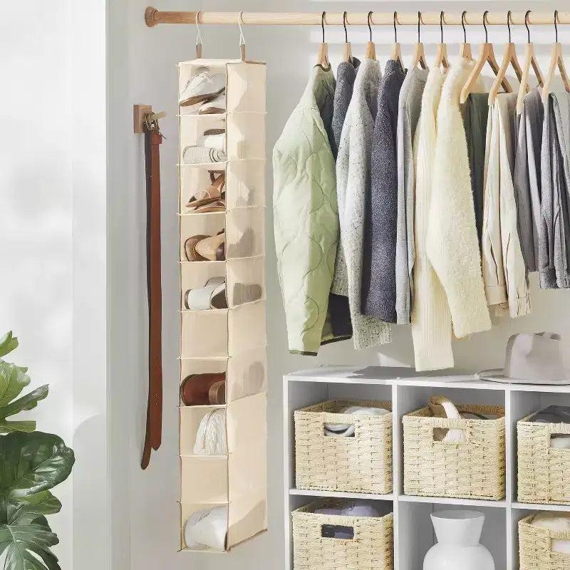 Organisateur de rangement de chaussures suspendu 10 étagères beige - Brightroom™