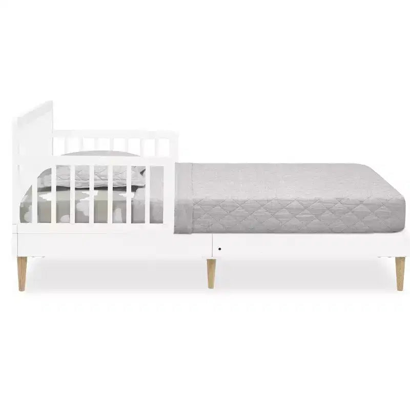 Lit pour enfant Delta Children Jordan - Blanc Bianca : Lit de taille standard, cadre en pin, style décoratif moderne