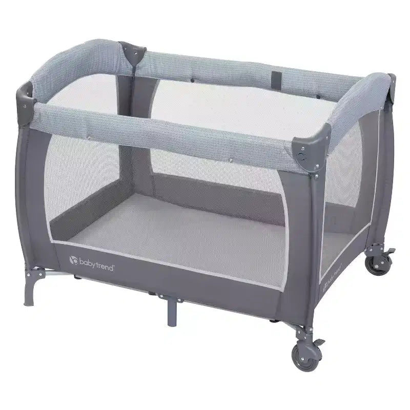 Baby Trend Lil Snooze Deluxe III Centre de puériculture et parc pour jumeaux - Gris douillet : Cadre en métal, Rembourrage en mousse, Capacité de 13,6 kg