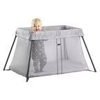 BABYBJÖRN Lit de voyage Light - Argent clair : Sac de transport, cadre en acier, se plie pour un transport facile