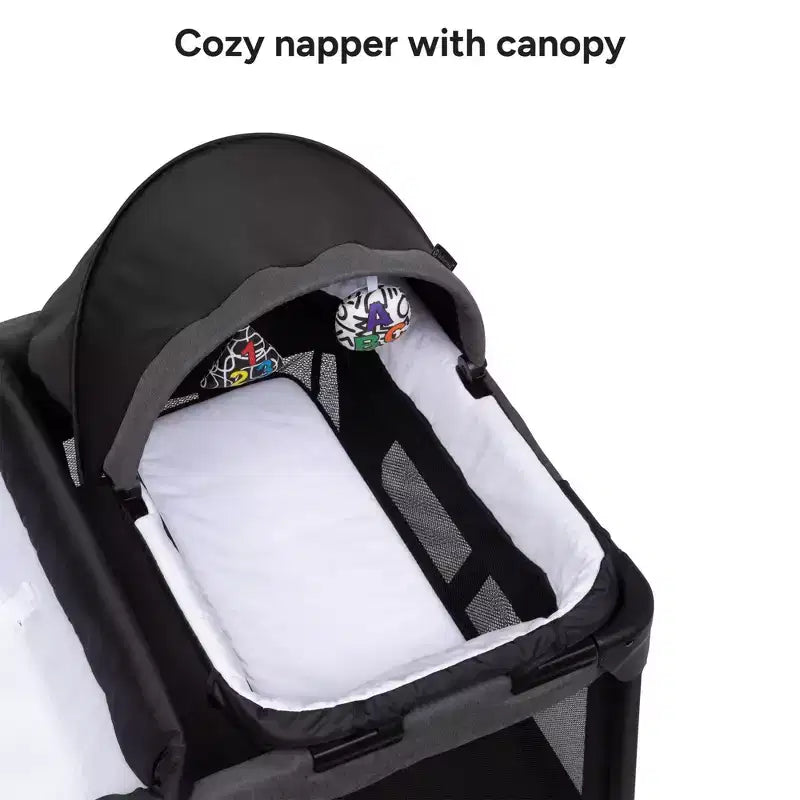 Centre de puériculture et parc de voyage Baby Trend Willow - Cosmic Black