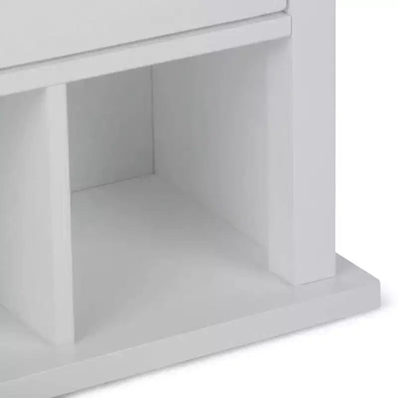 Armoire murale de salle de bain à deux portes Hayes avec niches blanches - WyndenHall