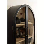 Kate & Laurel Tout sur la Décoration Armoire Murale Arcott Arch 21"x30" Noire