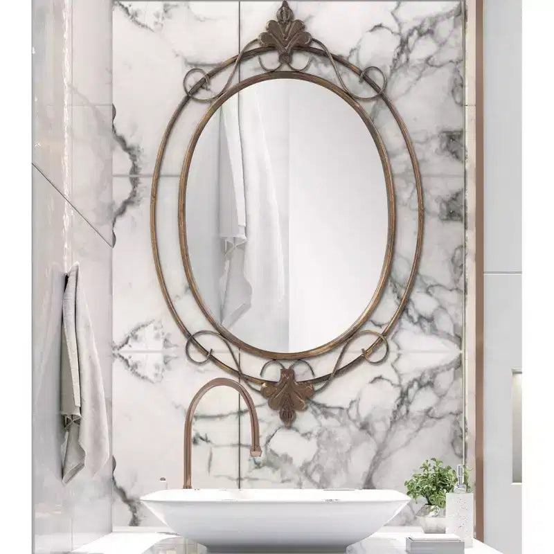 Miroir décoratif mural et d'appoint Howard Elliott 33"x21" avec cadre en métal ovale vintage : Or antique, aucun assemblage requis