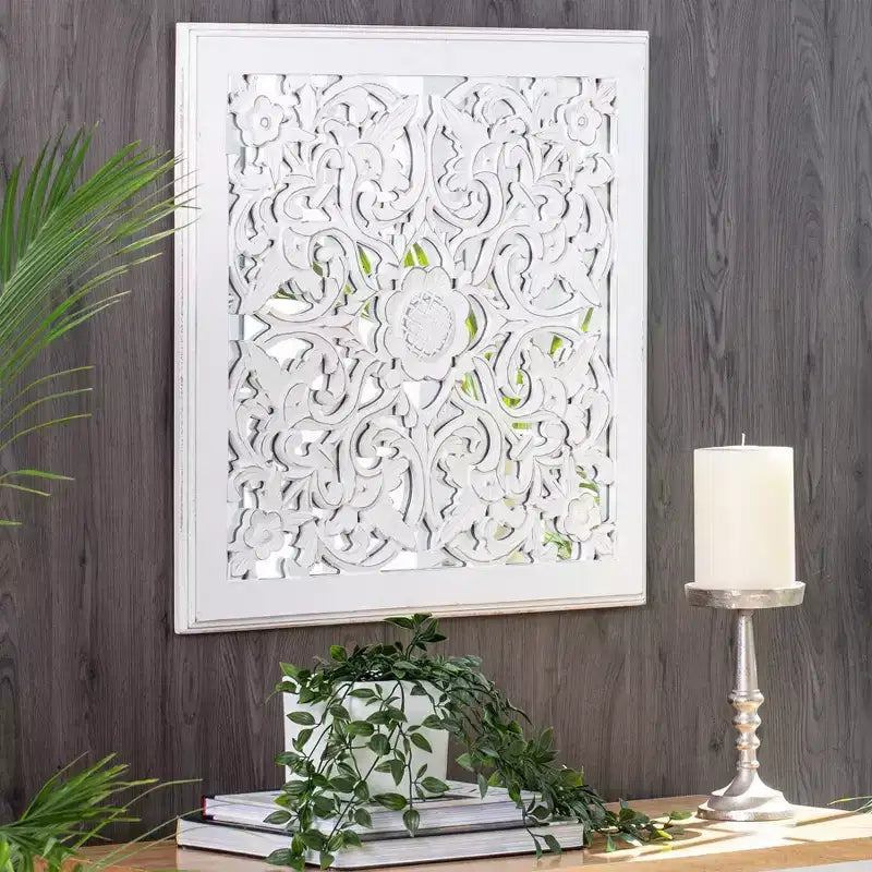 Miroir mural sculpté Maia médaillon blanc - Brewster