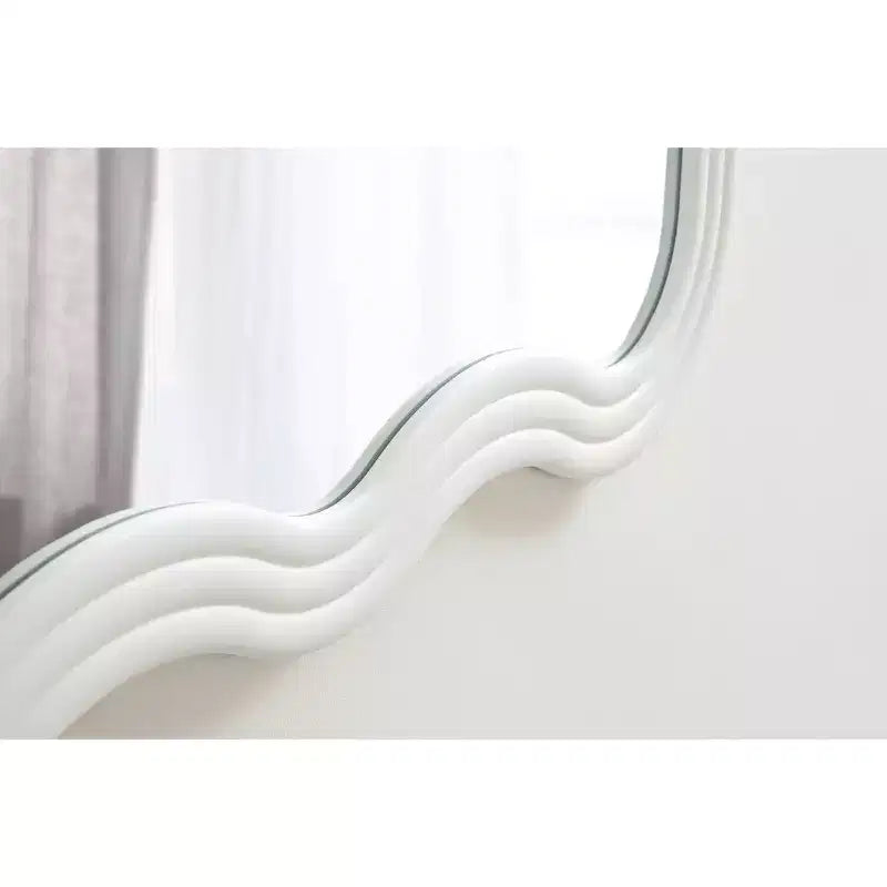 Kate & Laurel All Things Decor Miroir mural ondulé Fripp 61x102 cm Bois Blanc