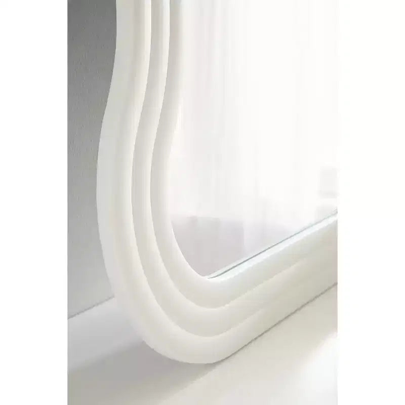 Kate & Laurel All Things Decor Miroir mural ondulé Fripp 61x102 cm Bois Blanc