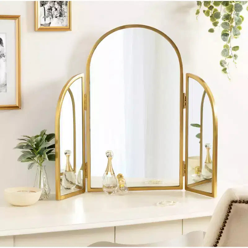 Miroir arche trépied Amoli 71x71cm Or - Kate & Laurel All Things Decor : style moderne, montage mural, aucun assemblage requis