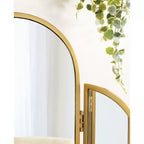 Miroir arche trépied Amoli 71x71cm Or - Kate & Laurel All Things Decor : style moderne, montage mural, aucun assemblage requis