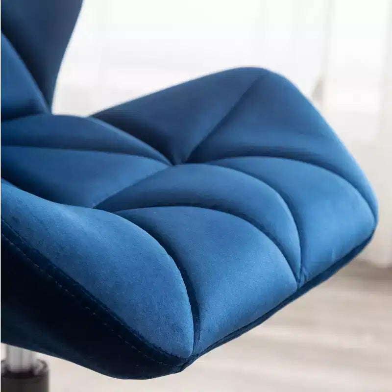 Chaise de bureau pivotante réglable tuftée Vatros