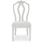 Chaises de salle à manger rembourrées Signature Design by Ashley Montelaine – Blanc antique d'inspiration vintage (Lot de 2)