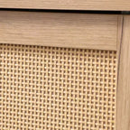 Meuble de rangement GDFStudio Riven Mid-Century Modern de 89,9 cm avec portes en rotin tressé, étagères ouvertes et étagères réglables