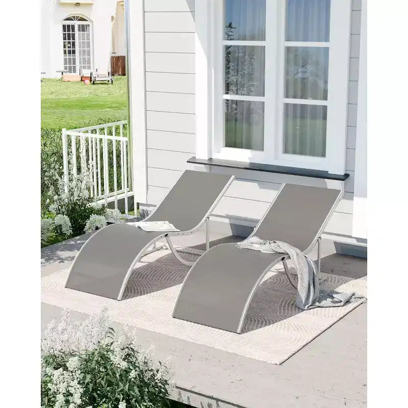 Lot de 2 chaises longues de plage d'extérieur, chaises de bronzage réglables pour terrasse, jardin, arrière-cour, balcon, noir/taupe/gris