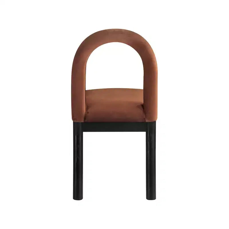 Meridian Furniture, Chaise de salle à manger en velours Conrad