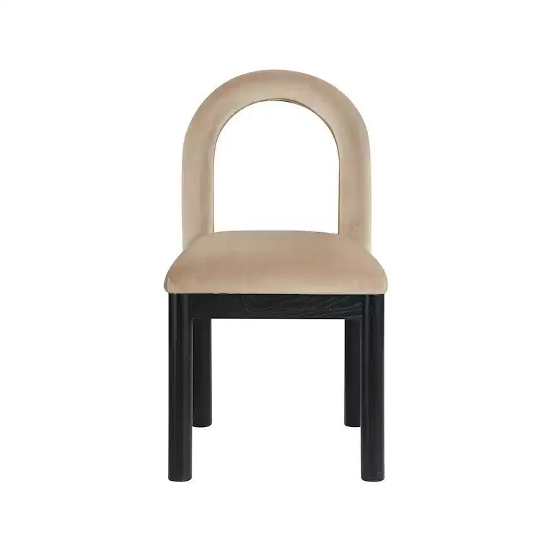 Meridian Furniture, Chaise de salle à manger en velours Conrad