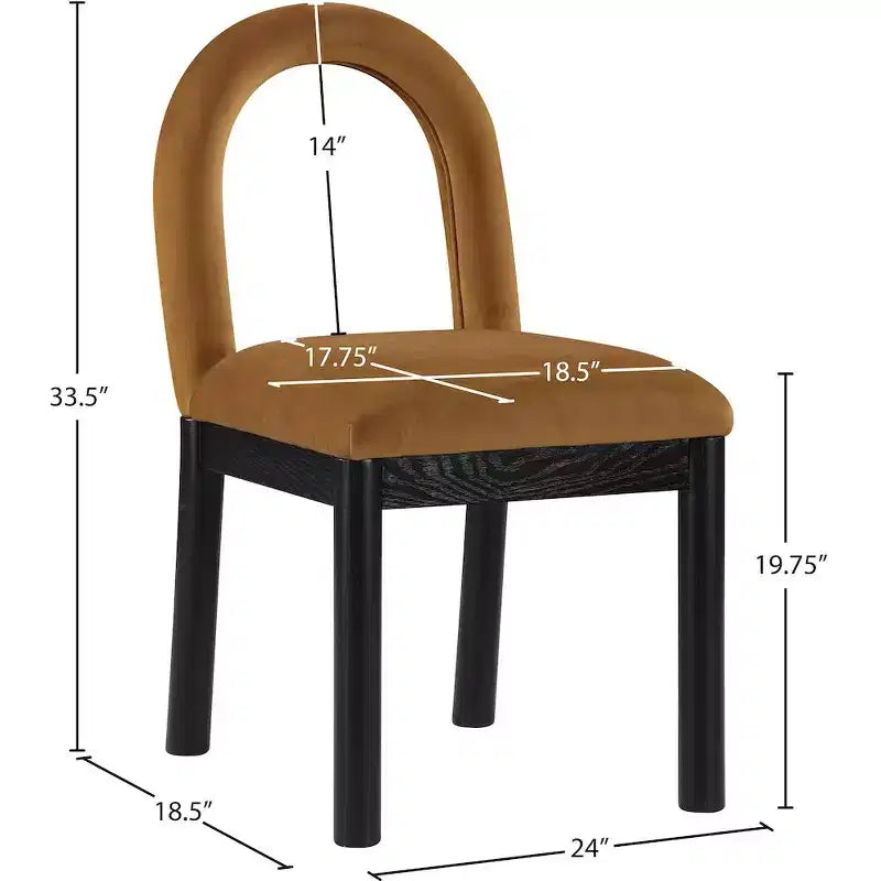 Meridian Furniture, Chaise de salle à manger en velours Conrad