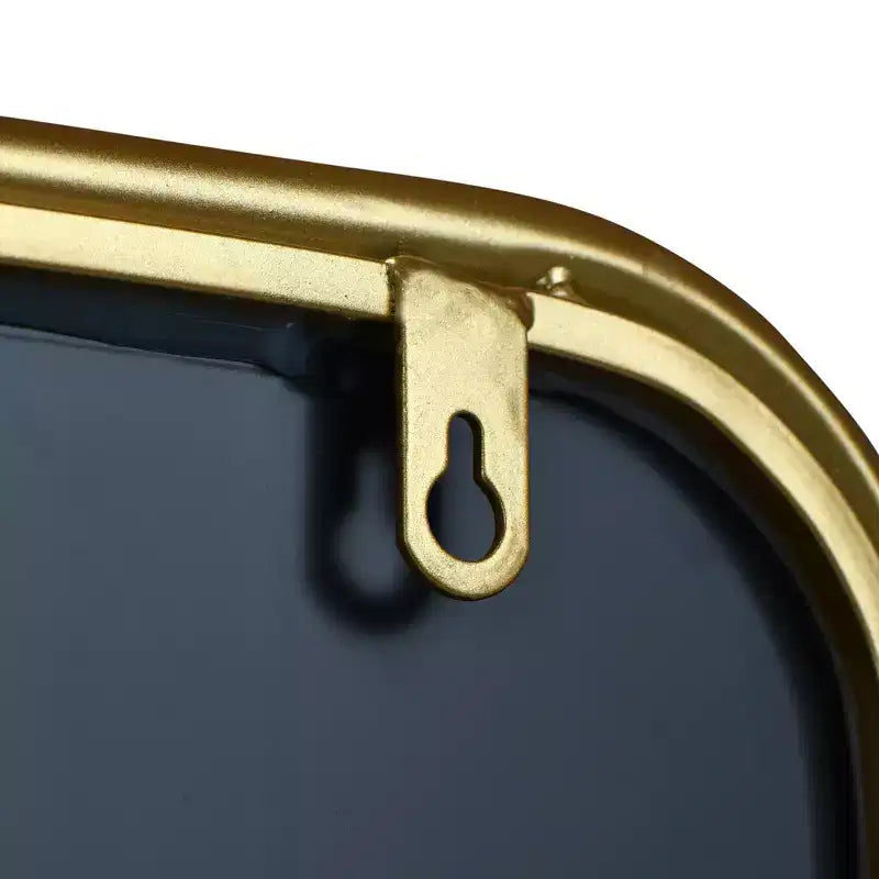 Miroir mural encadré en métal avec étagère et 2 tringles Storied Home, doré