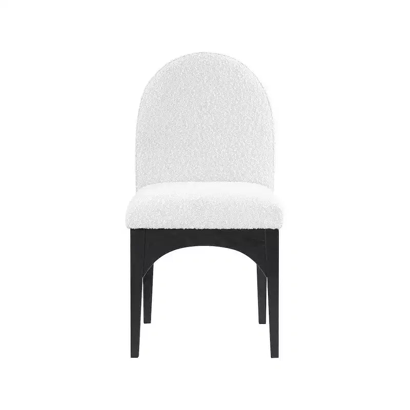 Meridian Furniture, Chaise de salle à manger Waldorf en tissu bouclé