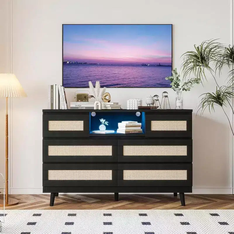 CuisinSmart Commode Moderne en Rotin, Commode LED avec Station de Charge, Commodes et Tiroirs en Bois avec 6 Tiroirs, Meuble TV pour Placard