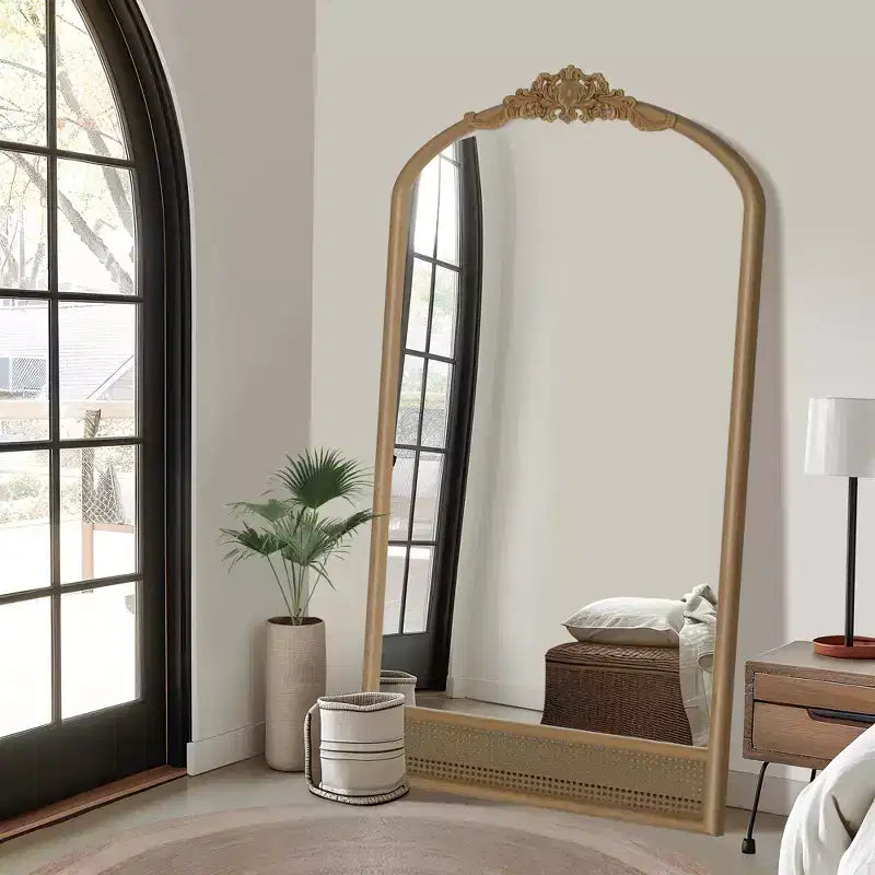 PexFix Miroir mural marron avec cadre en bois sculpté classique en arche, base en rotin, 94 cm L x 180 cm H