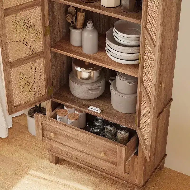 Grand meuble de rangement de cuisine avec portes en rotin et 2 tiroirs, étagères réglables, armoire utilitaire, solution de rangement élégante pour la cuisine