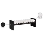 Meridian Furniture, Banc Waverly en tissu bouclé