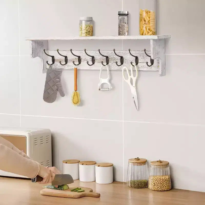 Bekrvio Patère Murale en Bois de 91 cm avec Étagère - Crochets de Manteau Rustiques de Style Ferme Blanc pour Entrée, Salle de Bain, Cuisine, Chambre