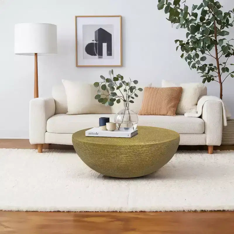 Table basse Royal Hampton | Socle rond de 36 pouces avec texture gravée à la main