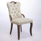 Lot de 2 chaises de salle à manger Zeus & Ruta en velours vintage avec bordure touffetée faite à la main, poignées en bois massif et clous décoratifs en cuivre