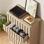 Commode moderne COZONY en bois à 5 tiroirs cannelés et sans poignées, avec rangement profond pour chambre, salon et couloir, Chêne Naturel