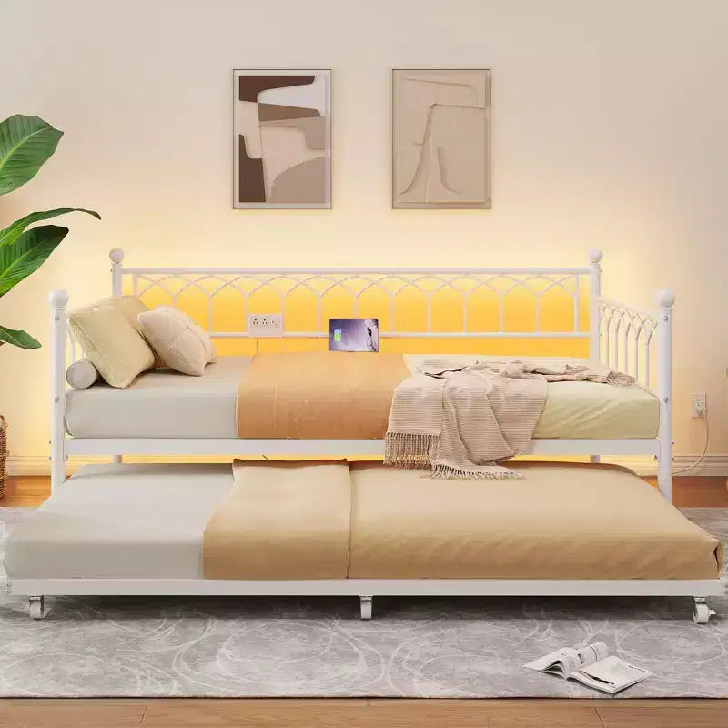 Lit de repos double avec lit gigogne, avec station de recharge et lumières LED, cadre de lit de jour en métal avec lit gigogne coulissant pour salon, chambre à coucher, chambre d'amis, appartement