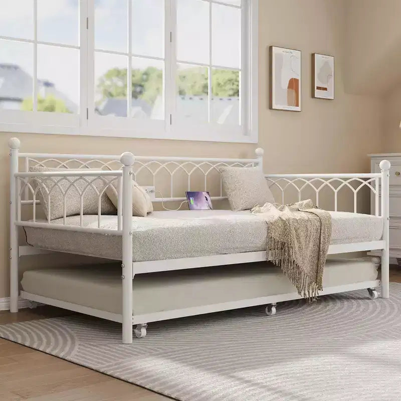 Lit de repos double avec lit gigogne, avec station de recharge et lumières LED, cadre de lit de jour en métal avec lit gigogne coulissant pour salon, chambre à coucher, chambre d'amis, appartement