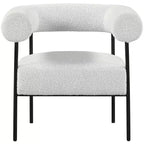 Meridian Furniture, fauteuil d'appoint Blake en tissu bouclette