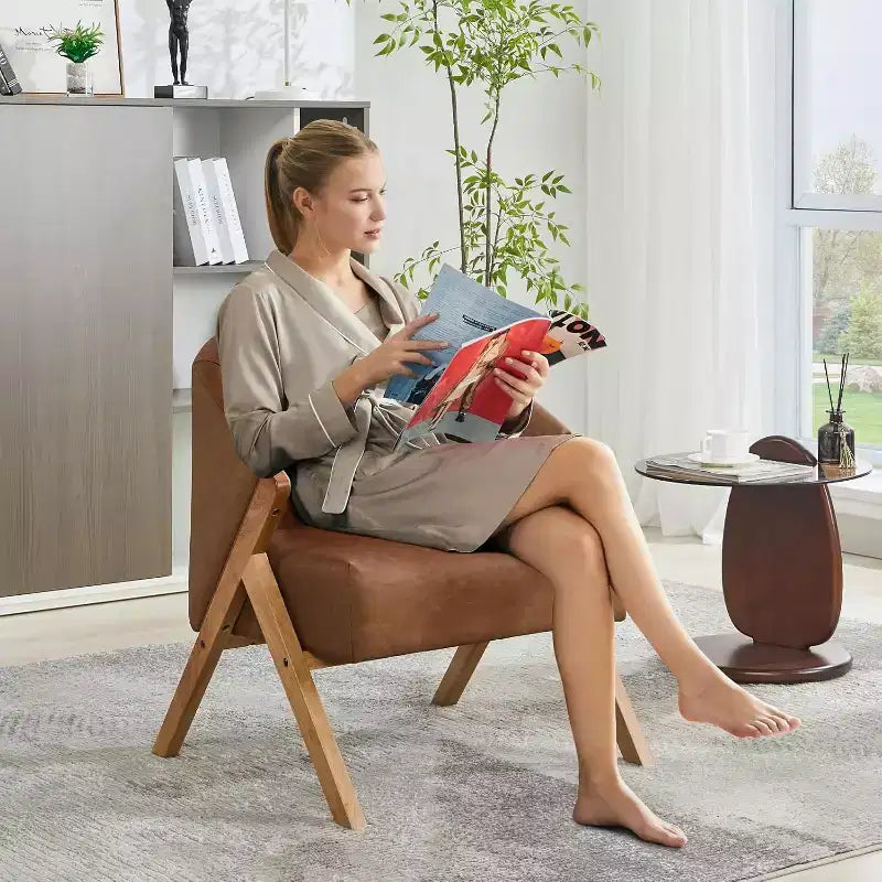 Fauteuil d'appoint moderne du milieu du siècle avec revêtement en tissu bouclette, fauteuil de salon bas pour le salon, la chambre à coucher, chaise de lecture confortable avec cadre en bois