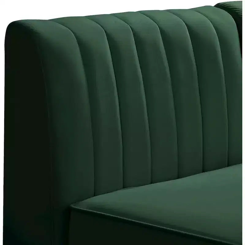 Meridian Furniture, Canapé modulable en velours Alina