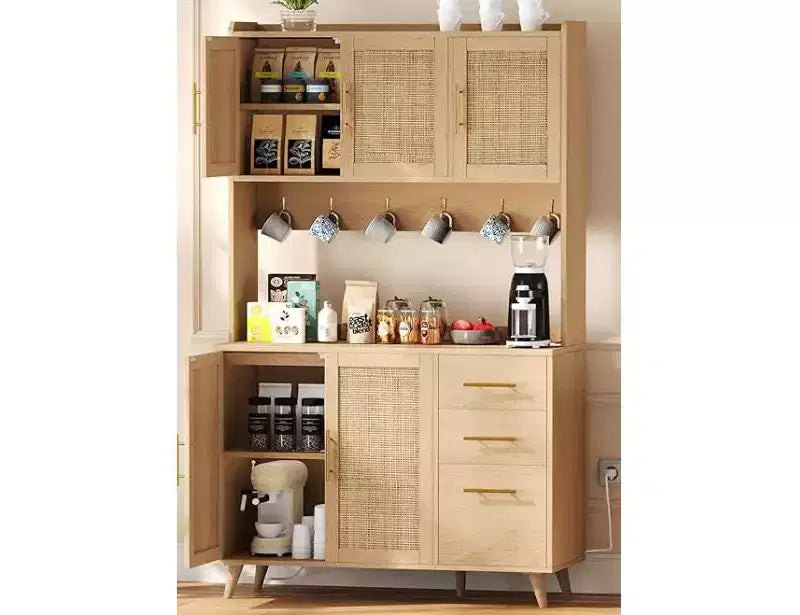 Meuble de bar à café en rotin CuisinSmart de 180 cm de haut, buffet de cuisine en bois avec 6 crochets, 3 tiroirs et 5 portes, meuble de rangement rustique pour salle à manger