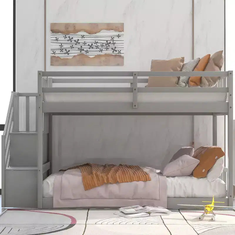 Lit superposé jumeau sur jumeau avec escalier et rangements pour adolescents, lits superposés bas en bois massif avec lattes de support en bois