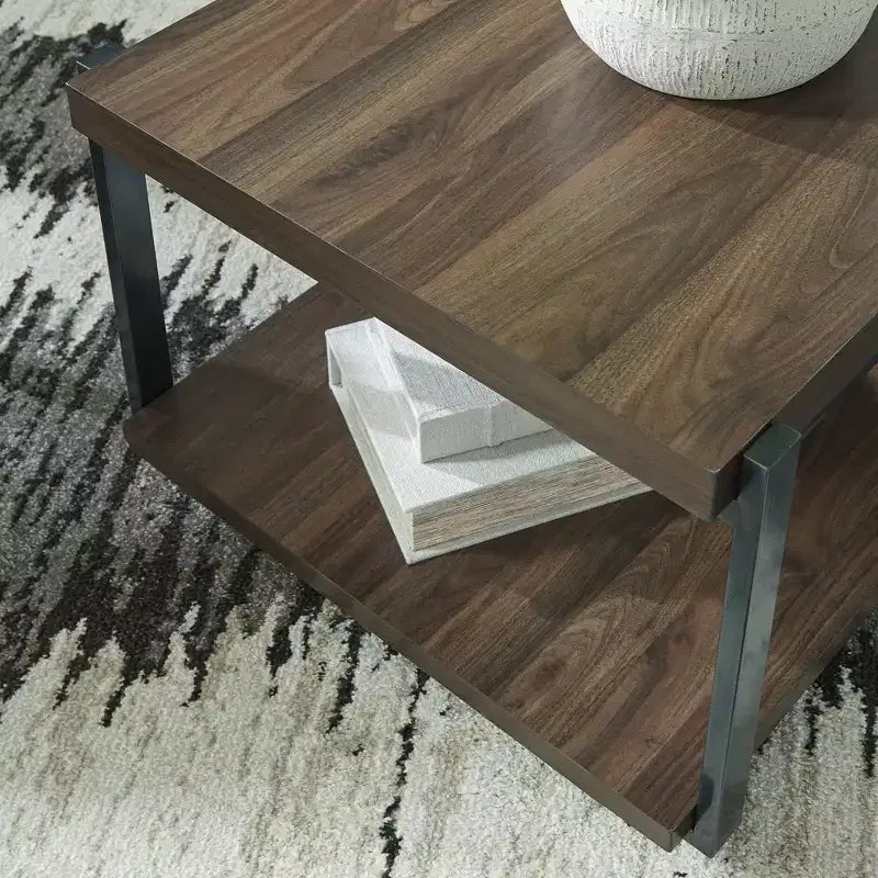 Signature Design by Ashley Trindwick – Ensemble de 3 tables basses avec tables d'appoint – Fini marron/gris acier