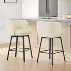 Tabouret de comptoir pivotant Spruce&Spring avec dossier incurvé, assise double épaisseur et piètement en métal