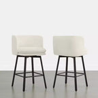 Tabouret de comptoir pivotant Spruce&Spring avec dossier incurvé, assise double épaisseur et piètement en métal