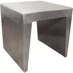 Table d'appoint carrée HomeRoots 24 en aluminium argenté et bois massif avec piètement traîneau