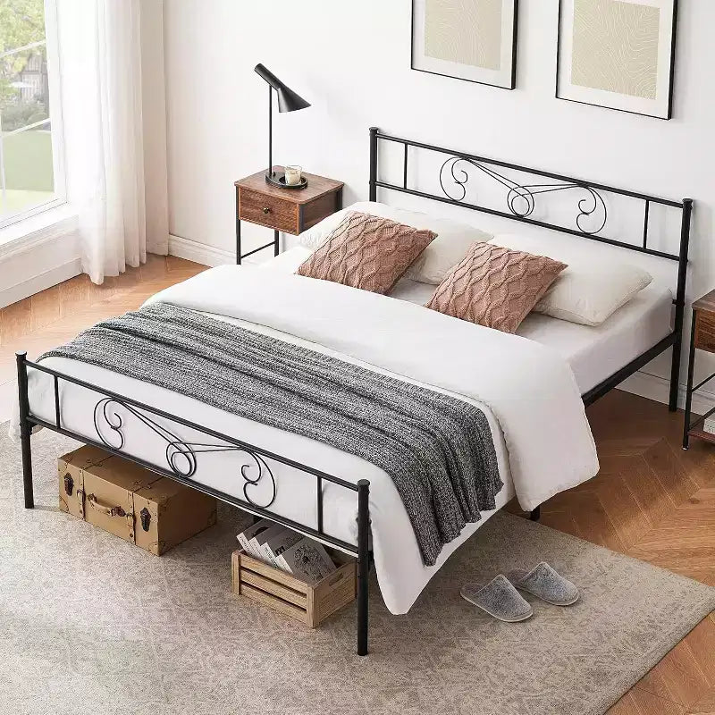 Cadre de lit King Size en métal avec tête de lit et support à lattes en acier avec rangement de 13,7 pouces, aucun sommier tapissier requis, assemblage facile