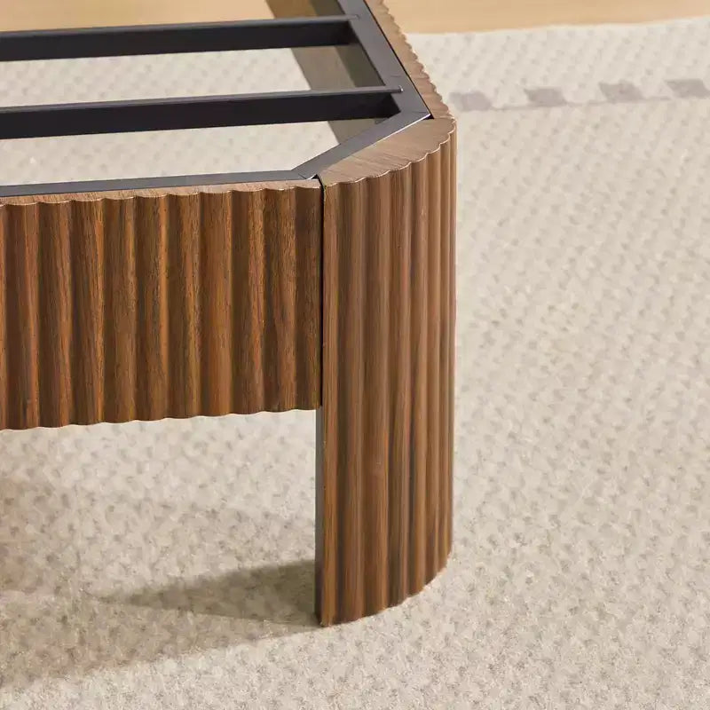 Cadre de lit ModernLuxe Queen/Full XL avec tête de lit de rangement, station de charge intégrée, design ondulé, support silencieux