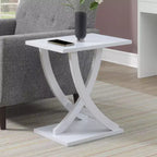 HomeStock Belmont – Table d'appoint avec plateau croisé et finition veinure de bois, table d'appoint contemporaine avec rangement ouvert pour la décoration du salon
