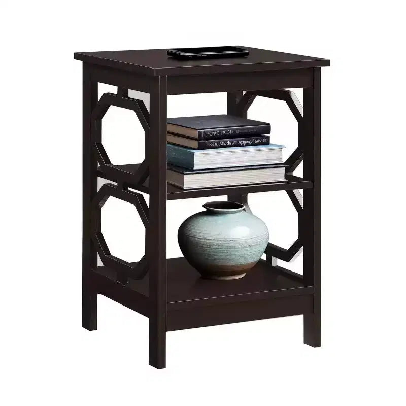 Table d'appoint Belmont de HomeStock avec découpes octogonales et trois étagères, table d'appoint contemporaine élégante pour le rangement et la décoration dans n'importe quelle pièce de la maison