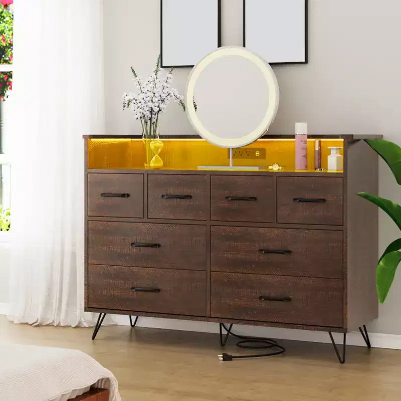 Meuble TV commode COZONY 8 tiroirs, centre de divertissement en bois avec éclairage LED, station de charge, grand rangement pour chambre et salon