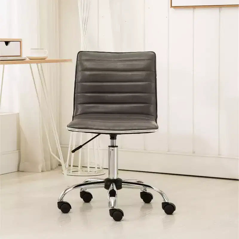 Chaise de bureau Okak réglable par vérin pneumatique, chaise de bureau ergonomique avec base en métal chromé, chaise pivotante à 360° pour l'étude et la salle de lecture