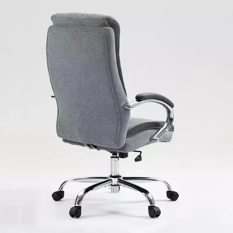 Chaise de bureau à dossier haut Okak, Chaise de bureau rembourrée avec hauteur réglable et roulettes, Chaise confortable pour salle de lecture, bureau