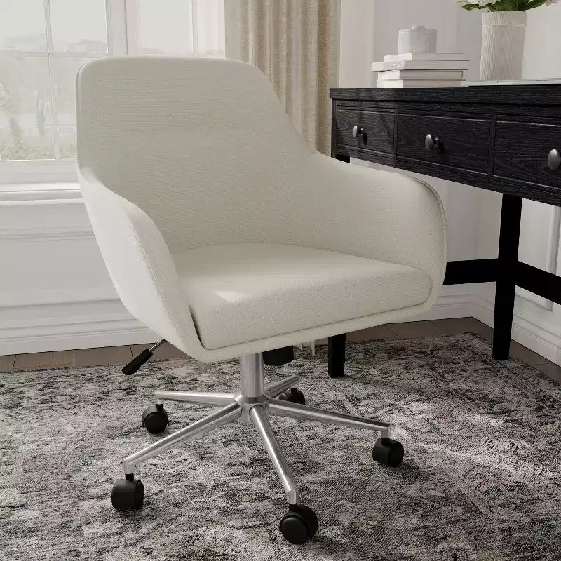 Chaise de bureau rembourrée Rayna Martha Stewart