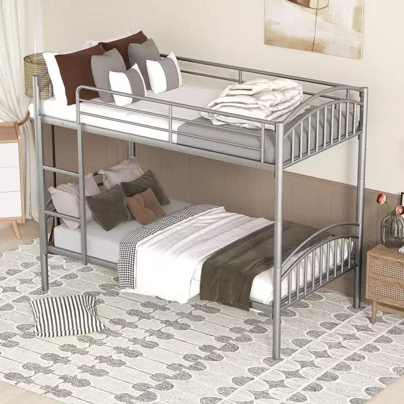 Bellemave Lit Superposé en Métal Jumeau sur Jumeau avec Échelle et Barrière de Sécurité, Convertible en 2 Lits, Robuste, Lit Gain de Place pour Enfants et Adolescents, Argent